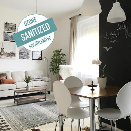 Standard Apartment By Hi5 - Karoly 23 Budapest Extérieur photo