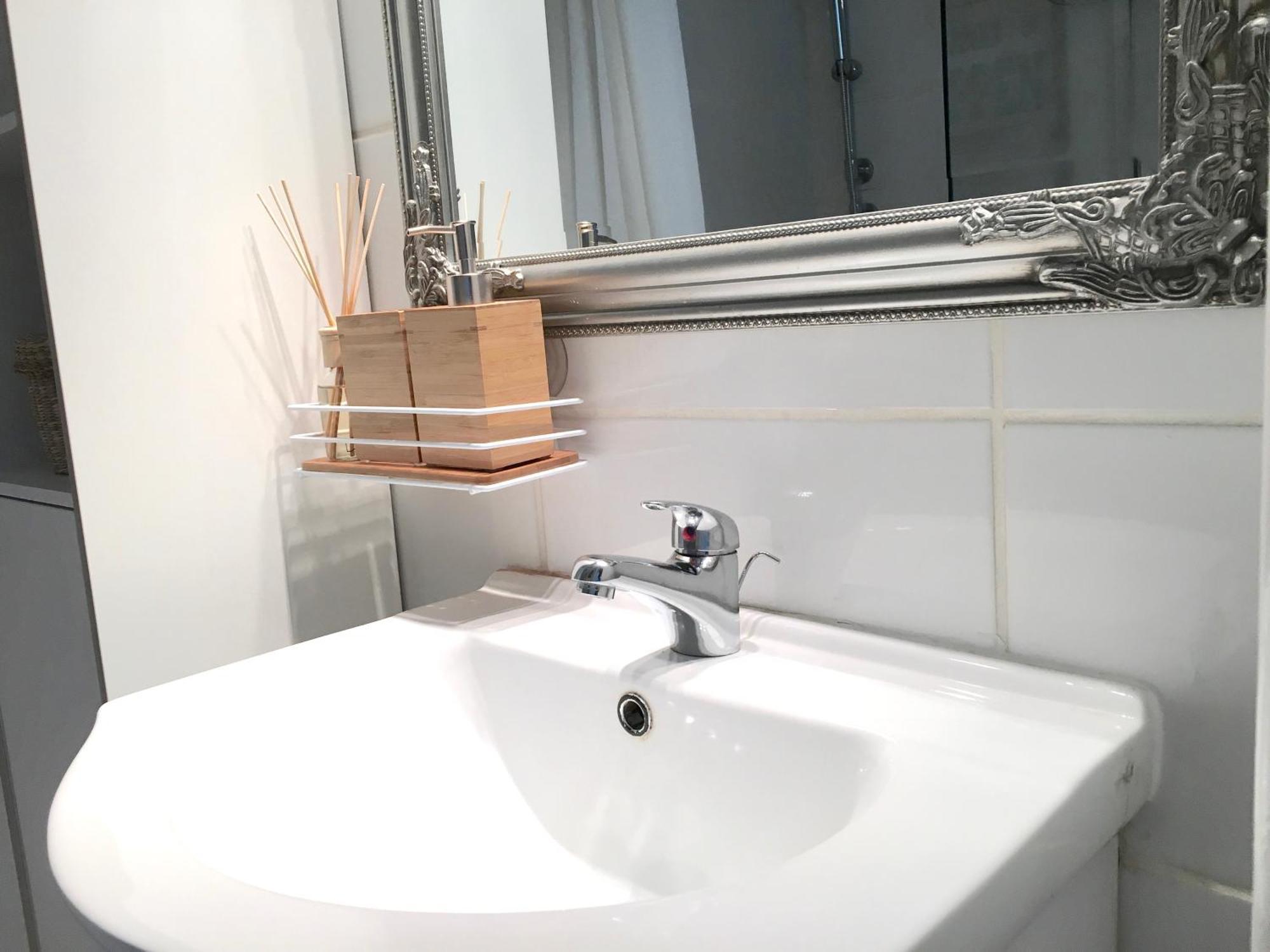 Standard Apartment By Hi5 - Karoly 23 Budapest Extérieur photo