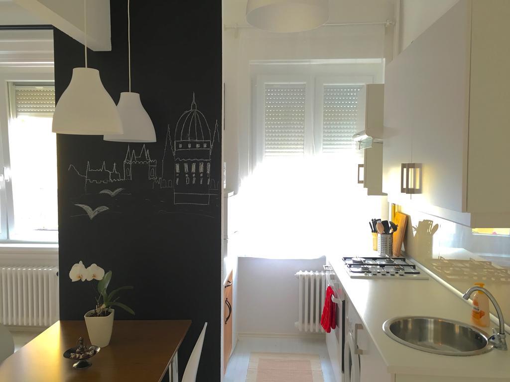 Standard Apartment By Hi5 - Karoly 23 Budapest Extérieur photo